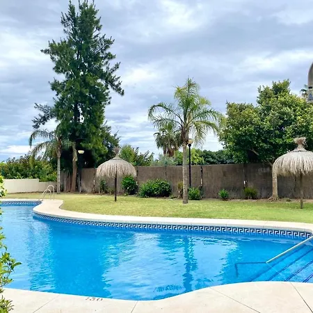 Residencial Mediterraneo Golf Two-bedroom Apartment Benalmadena
